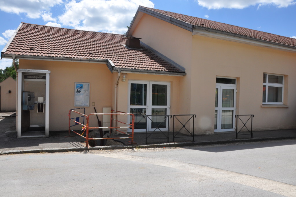 salle_polyvalente_viviers-le-gras