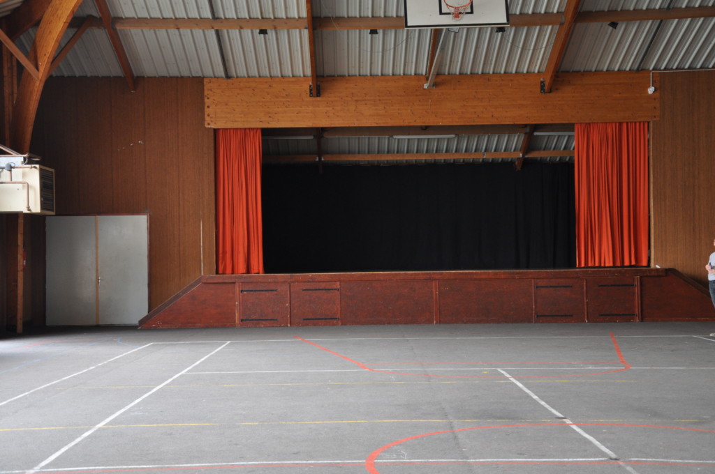 salle_polyvalente_etival_clairefontaine