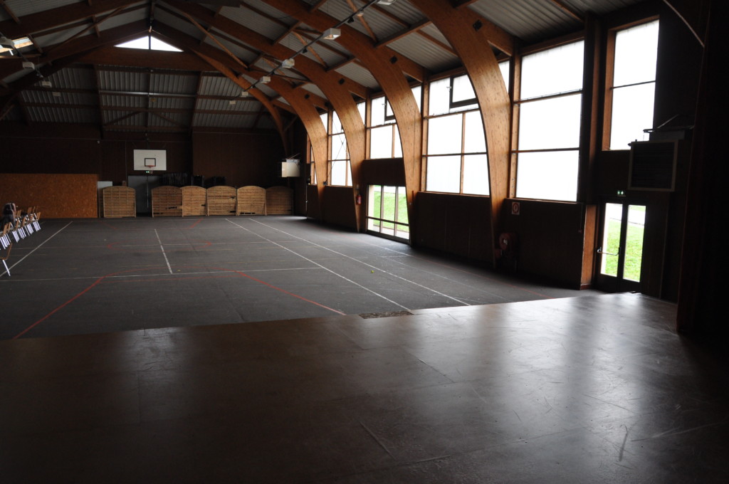 salle_polyvalente_etival_clairefontaine