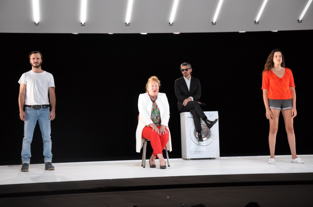 suzy_storck_theatre_du_peuple